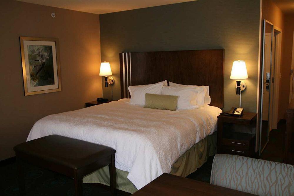 Hampton Inn&Suites Grafton Zimmer foto